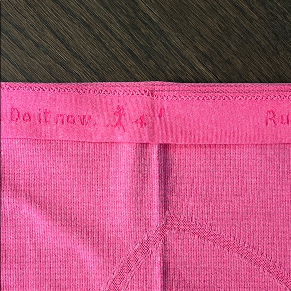 Lululemon Athletica Swiftly Tech Racerback Tank - Hip Length - Picture 3 of 4